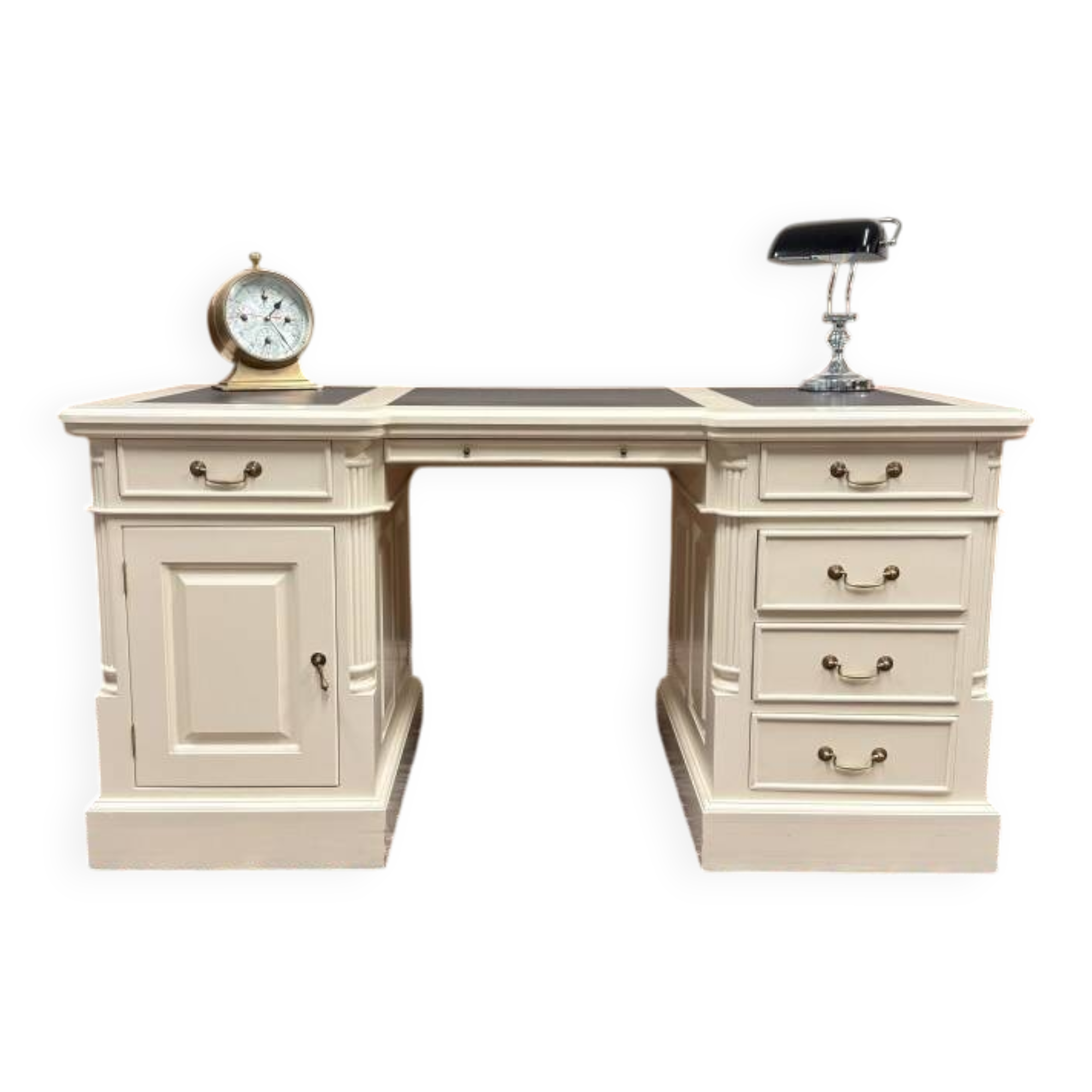 Bureau Chesterfield classique crème anglais
