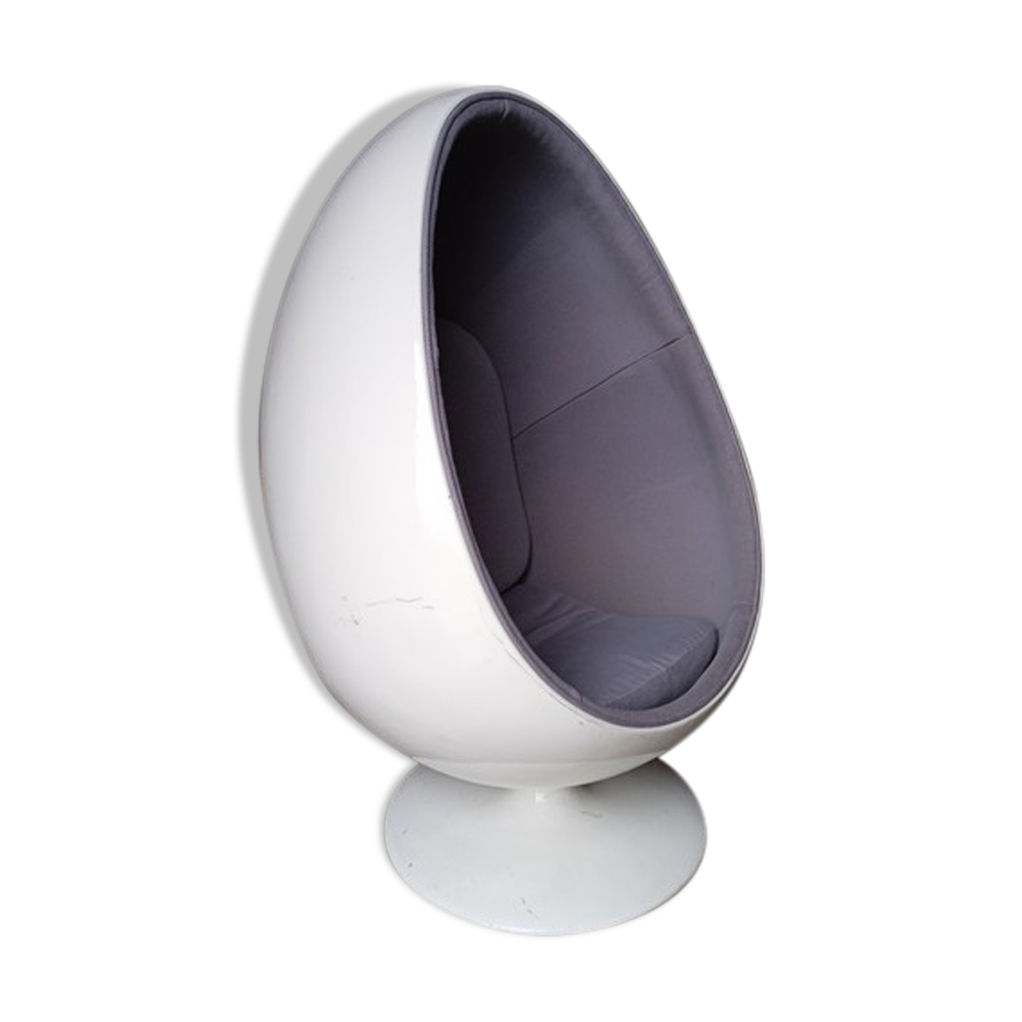 Armchair egg design st 1970 turning