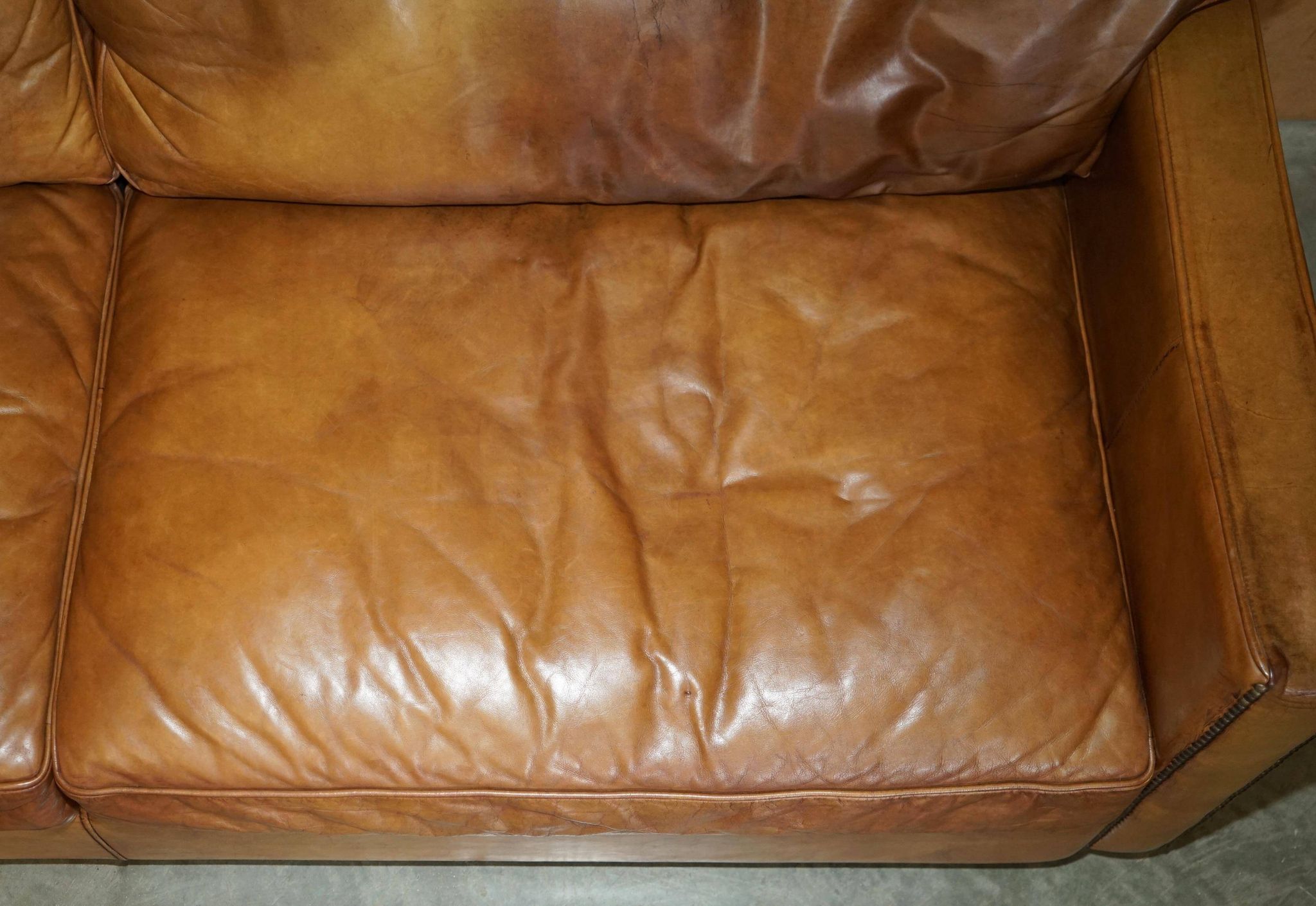 Three-seater leather sofa Viscount William Halo Timothy Oulton