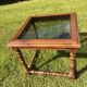 Table basse en chêne, plateau en verre fumé