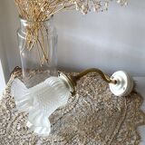 Tulip-shaped swan neck wall light in brass