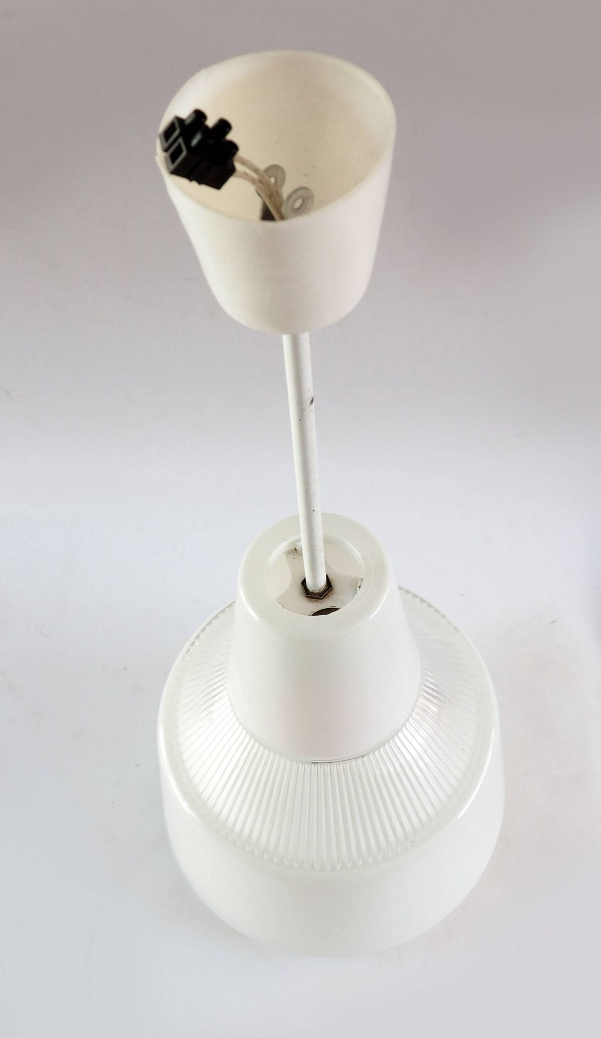Holophane white glass suspension