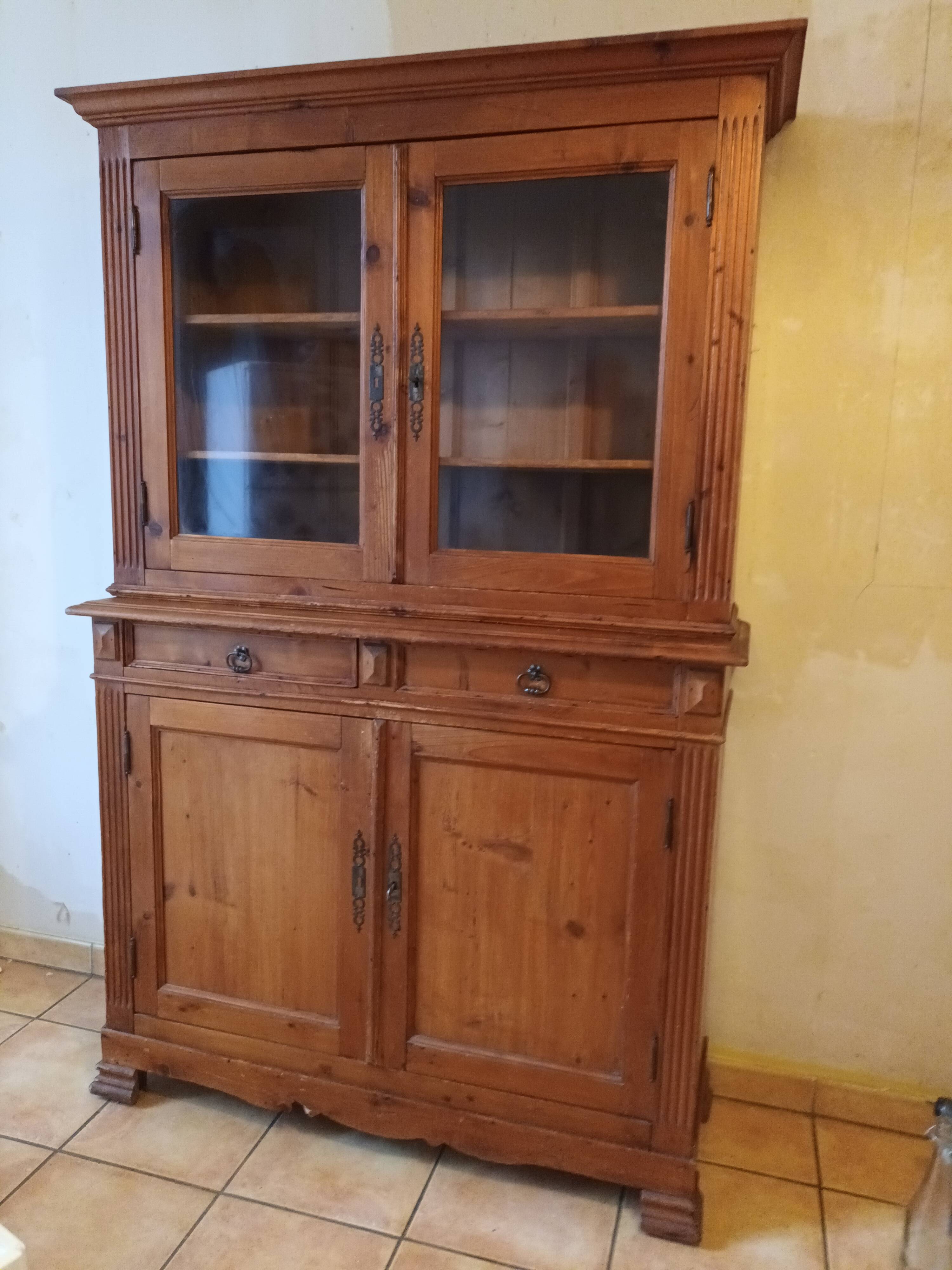 Old country style dresser