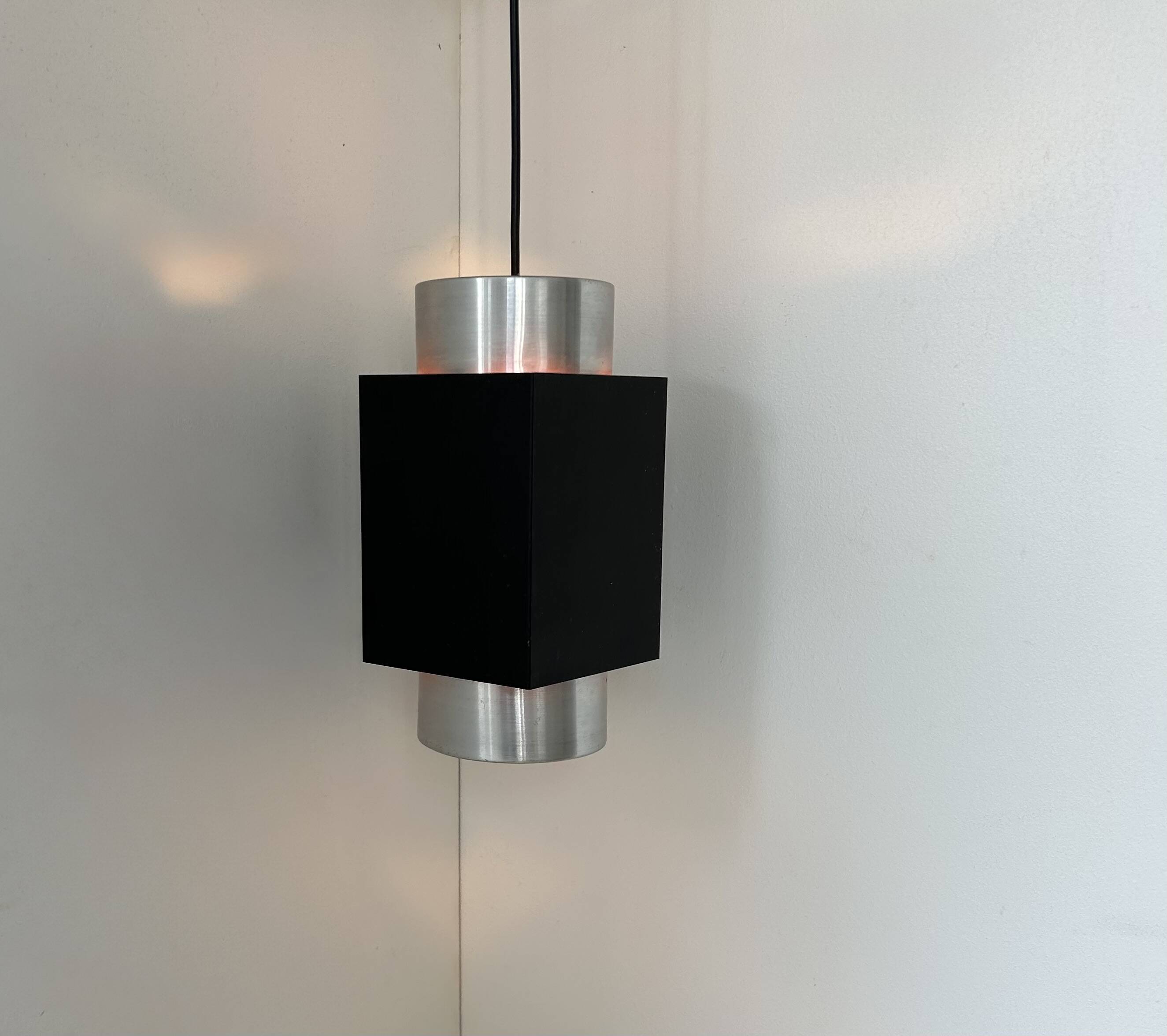 Suspension vintage, chrome et métal noir, Scandinavie, 1970