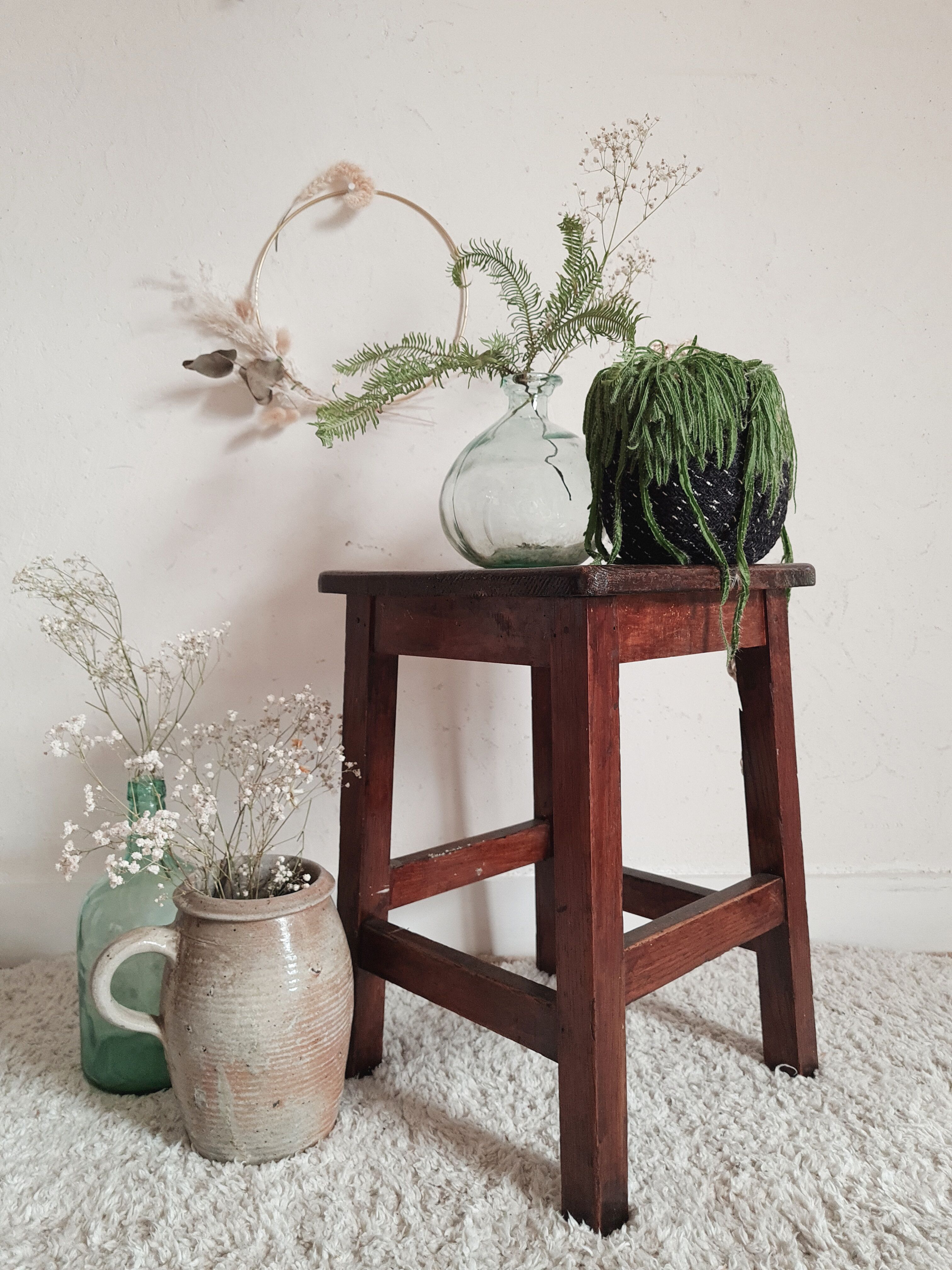 Tabouret de ferme en bois ancien