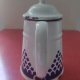White enamelled sheet metal coffee maker with embossed blue patterns