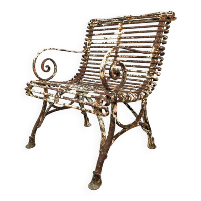 Fauteuil de jardin en fer forgé de la fabrique Saint Sauveur à Arras vers 1870