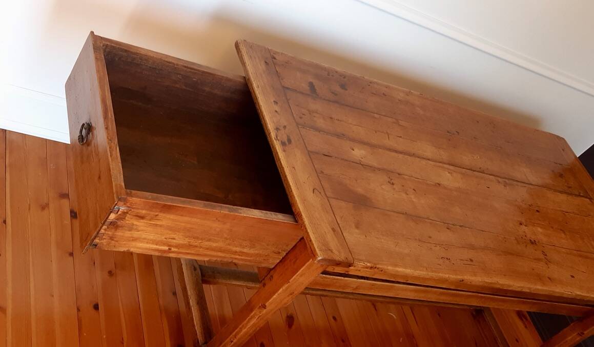 Table de ferme ancienne en bois de hêtre XIXème