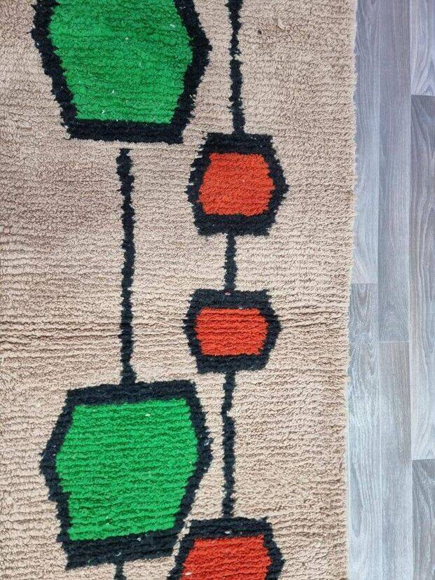 Moroccan rug in natural wool 250cmx150cm