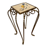 Wrought iron and earthenware harness