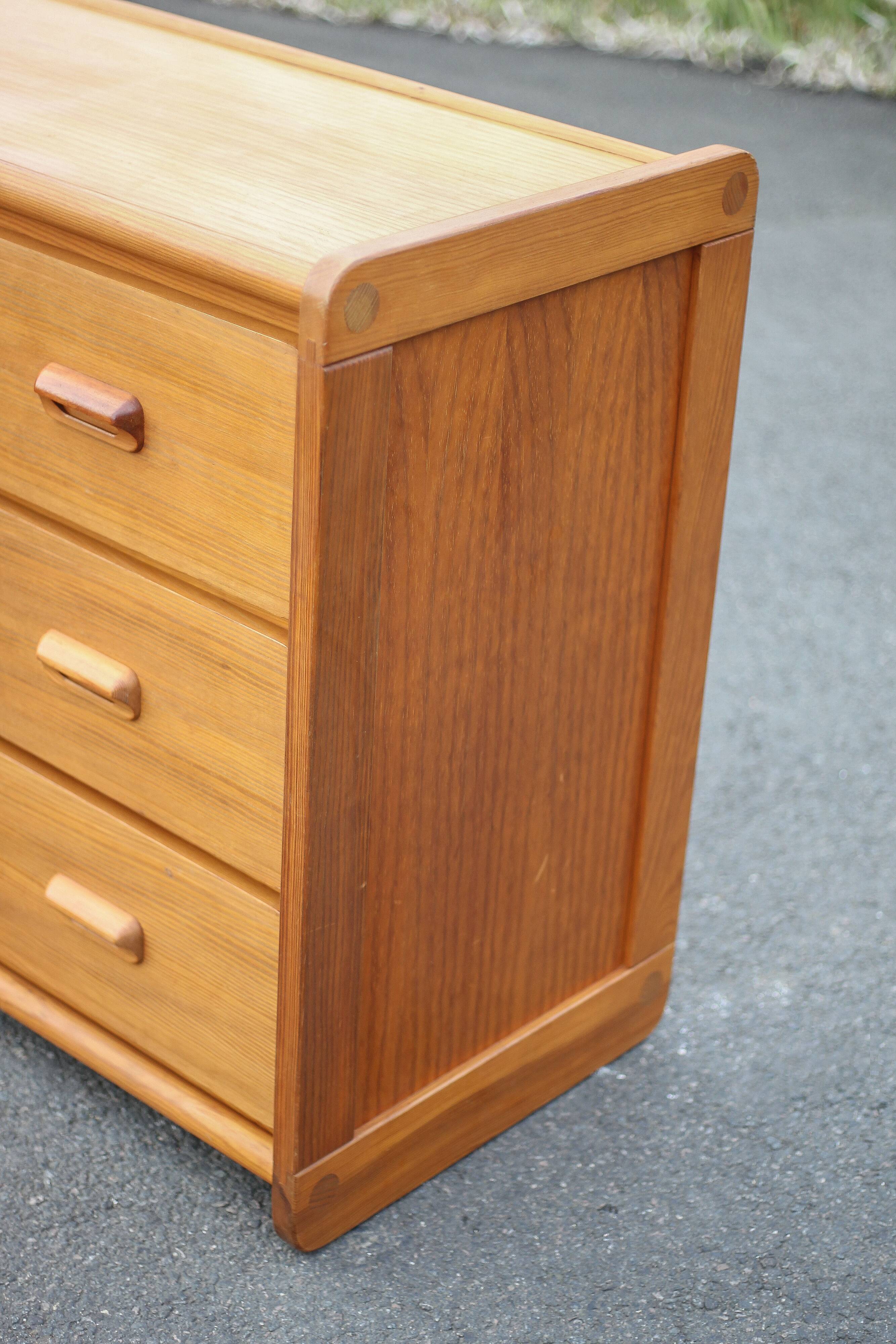 Vintage chest of drawers, pine assembly chest of drawers, Gautier chest of drawers, storage furniture, wooden furniture
