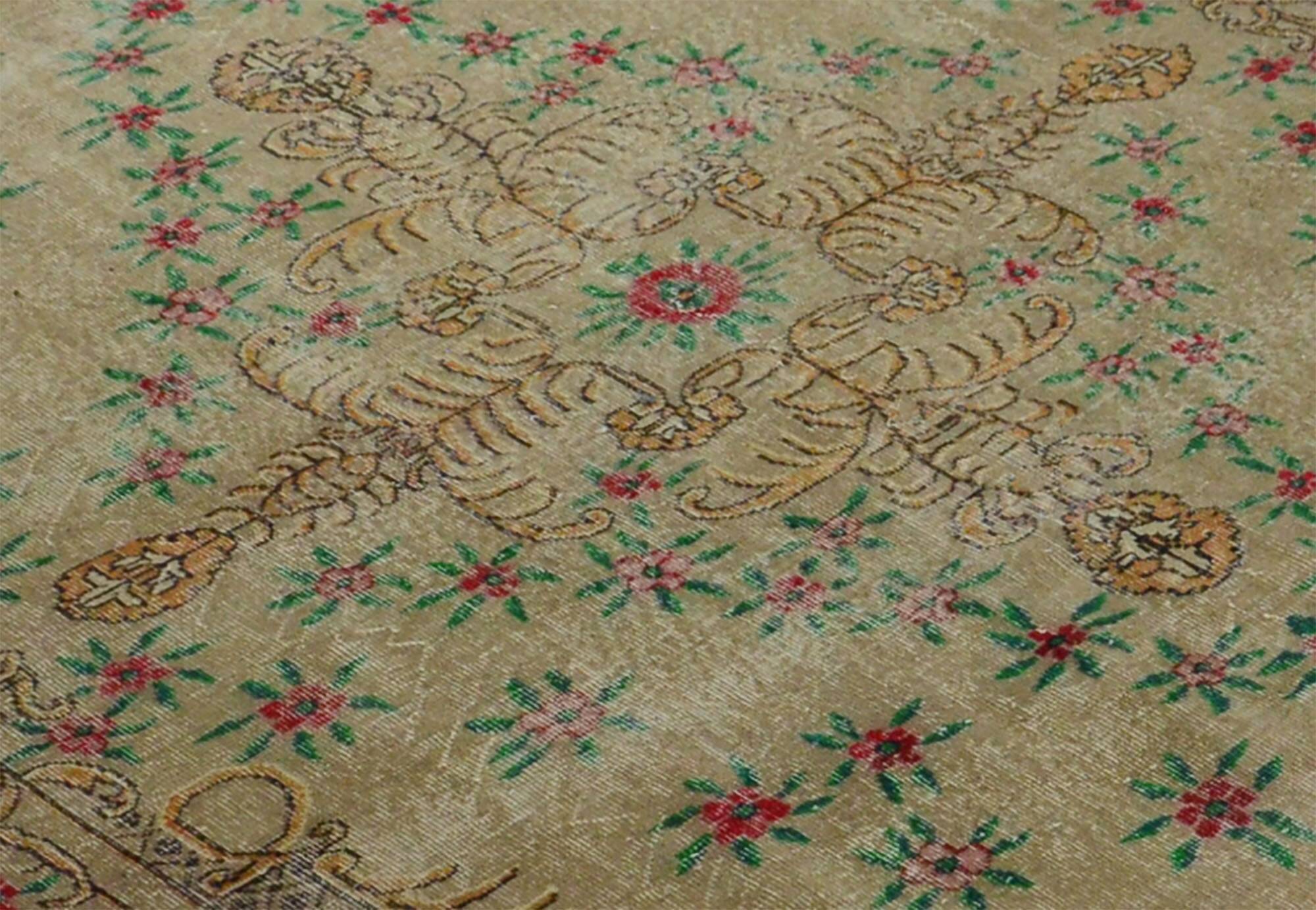 Large Vintage Turkish Carpet Medallion Beige 335 x 223 cm