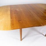 Dining table in oak of danish design from the 1960s.