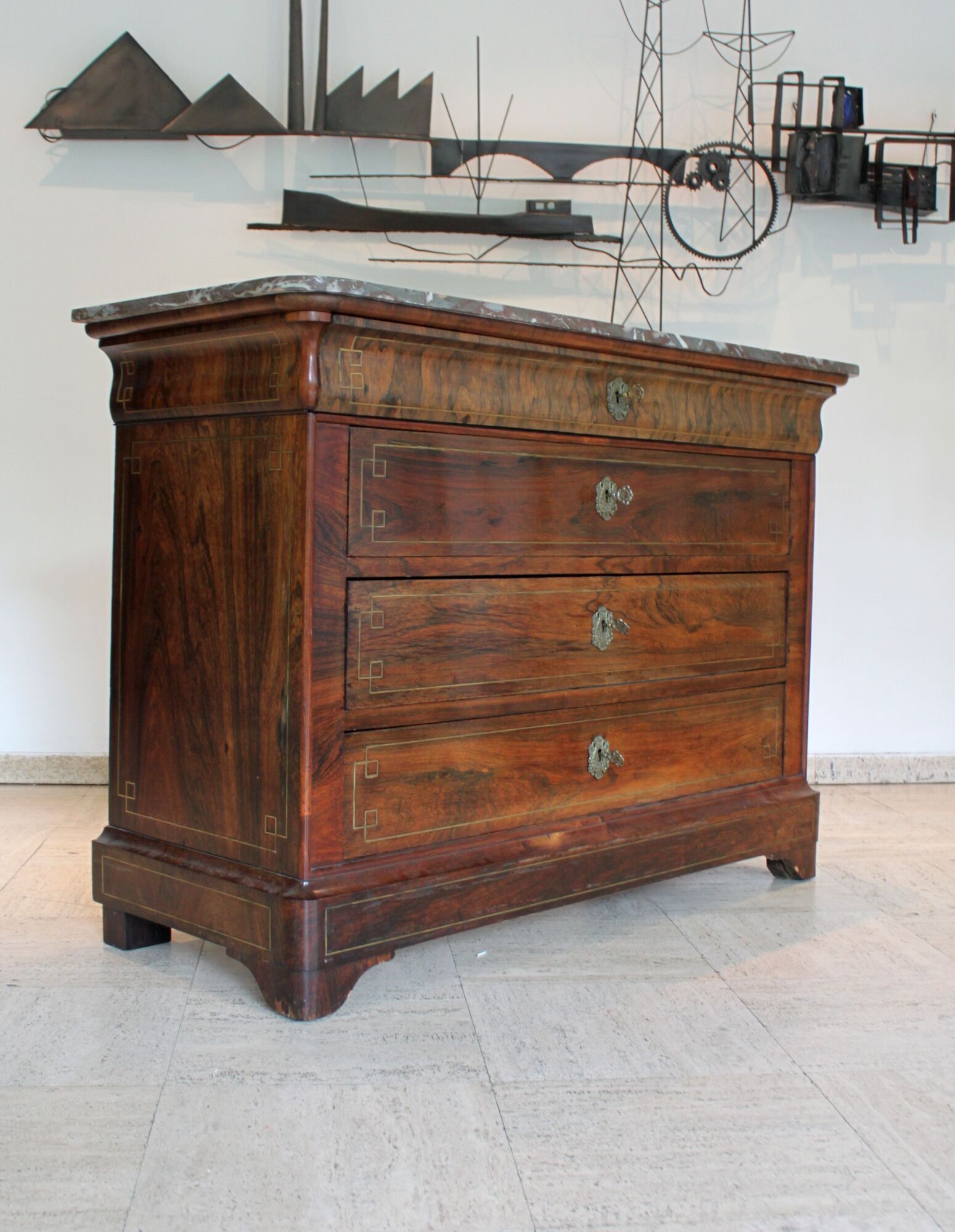 Parisian chest of drawers in mahogany, Charles X style, nineteenth.