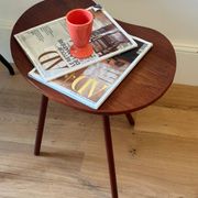 Vintage Scandinavian tripod side table in teak "Frya"