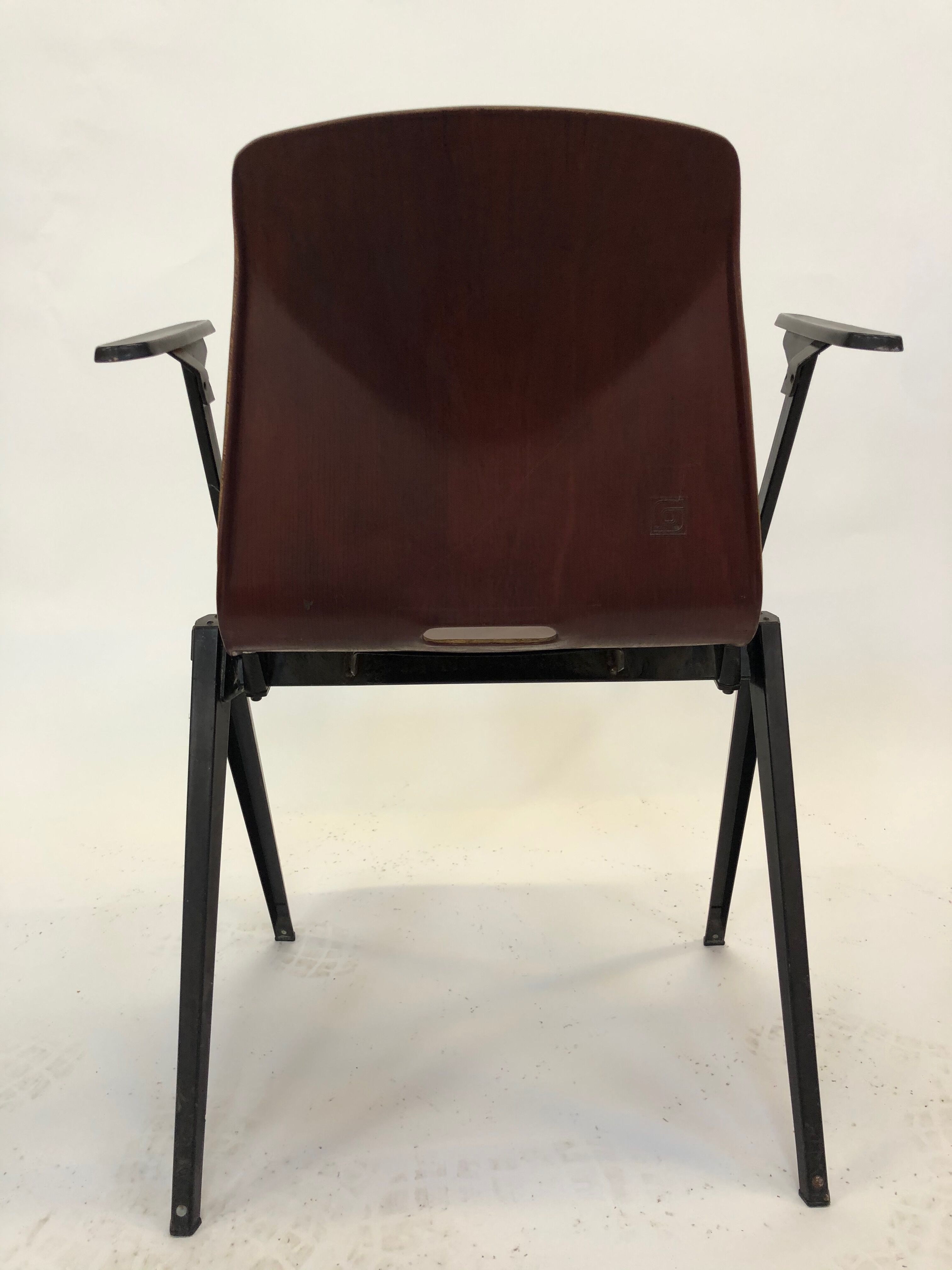 Chair Pagholz Galvanitas S22