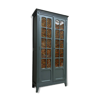 Dark green Parisian display cabinet (renovated)