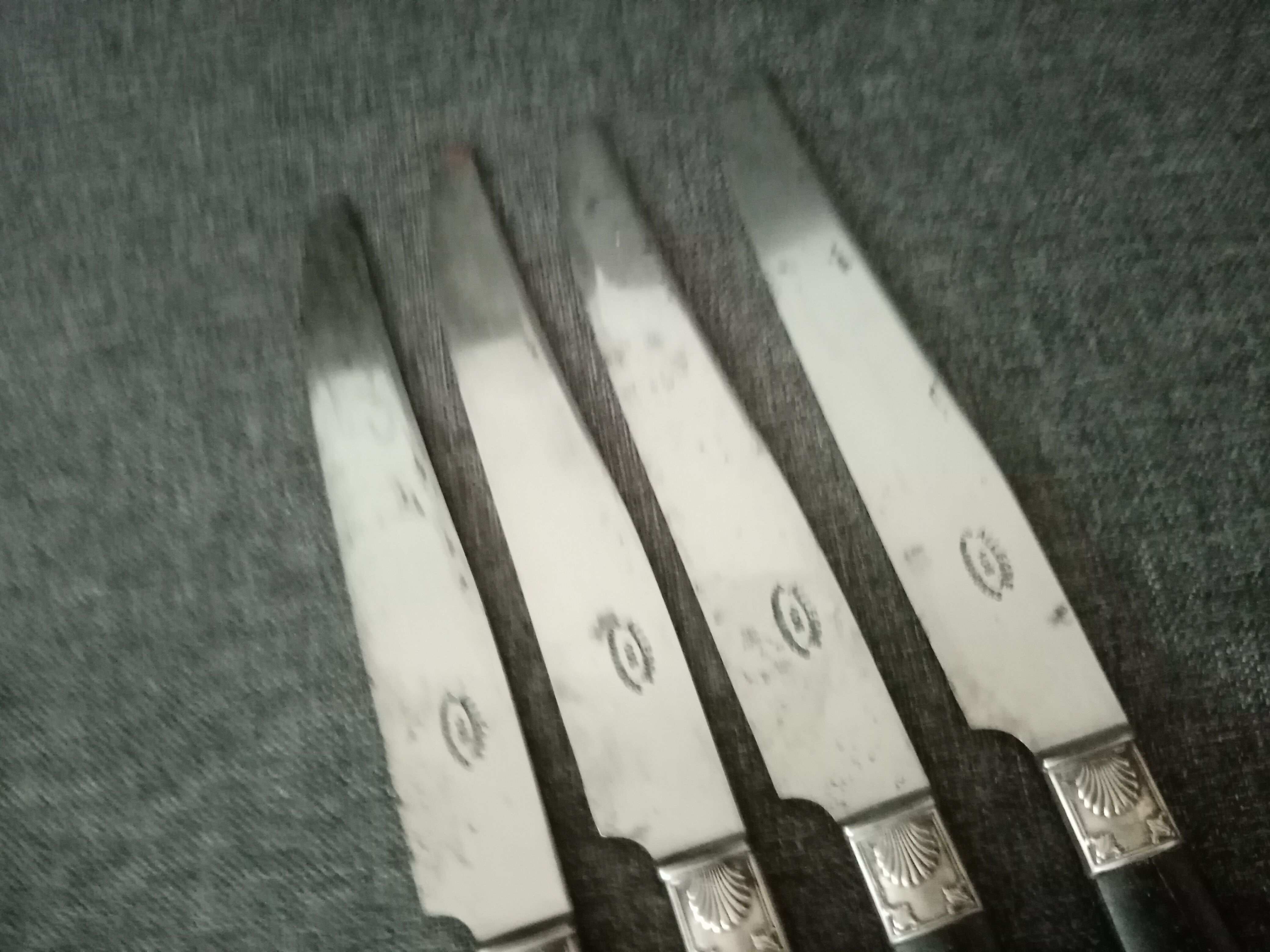 Suite of 4 Napoleon III table knives