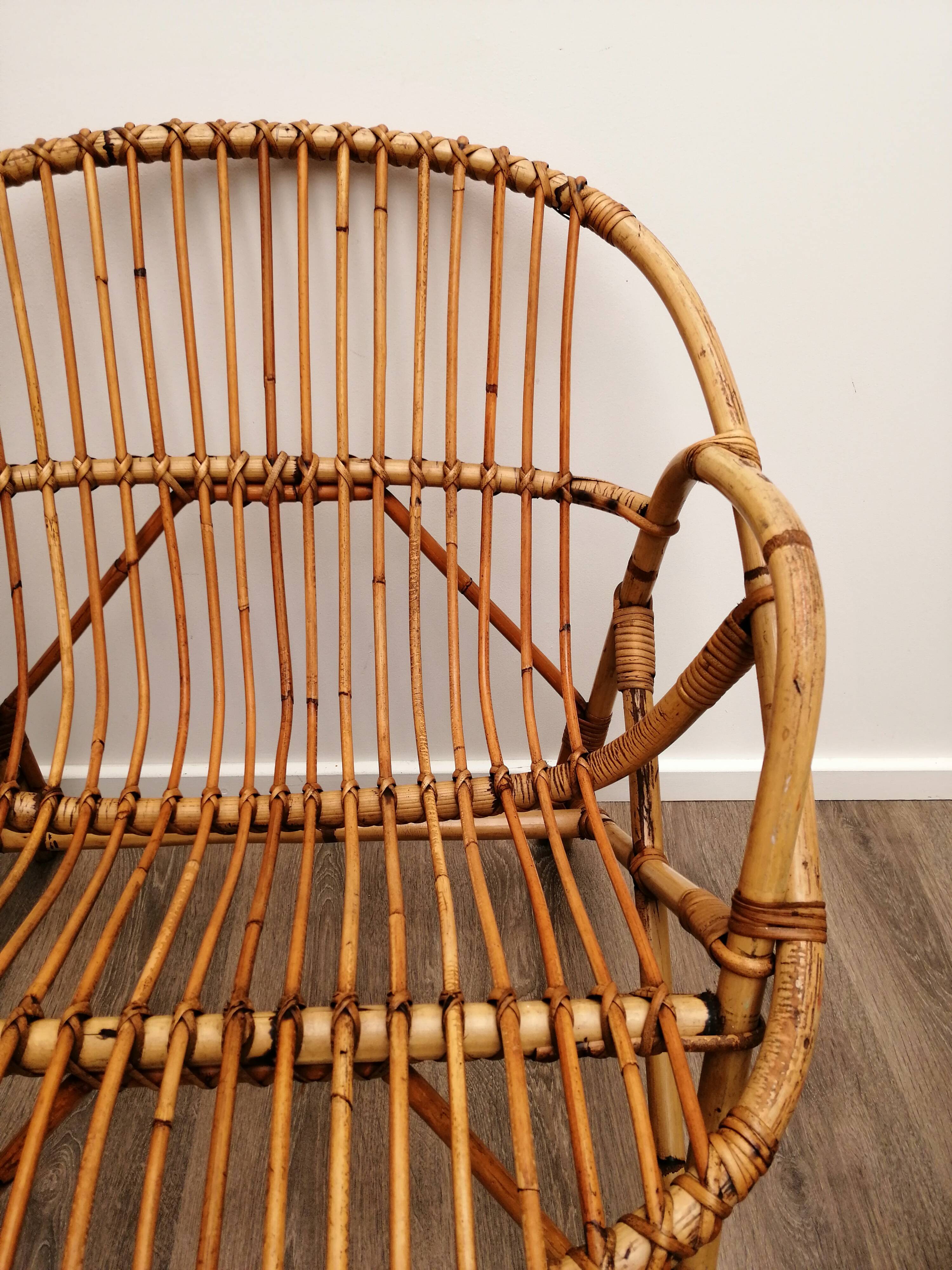 Tub rattan armchair