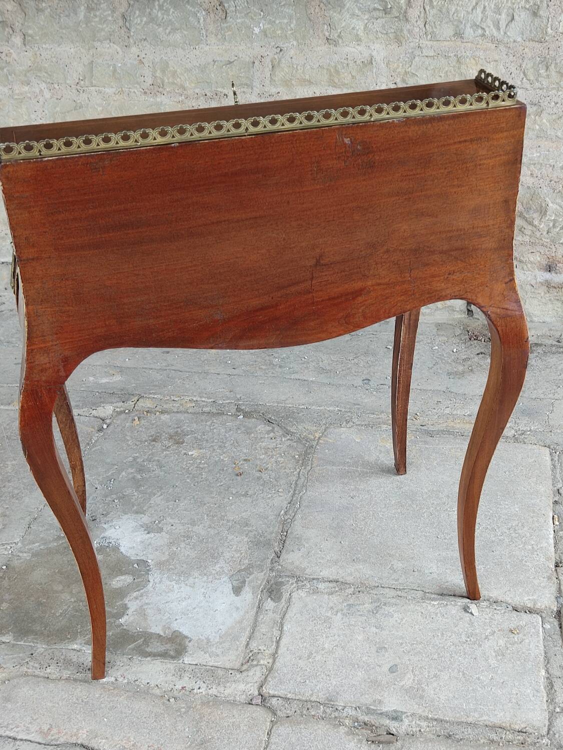 Sloped desk in Louis XV style