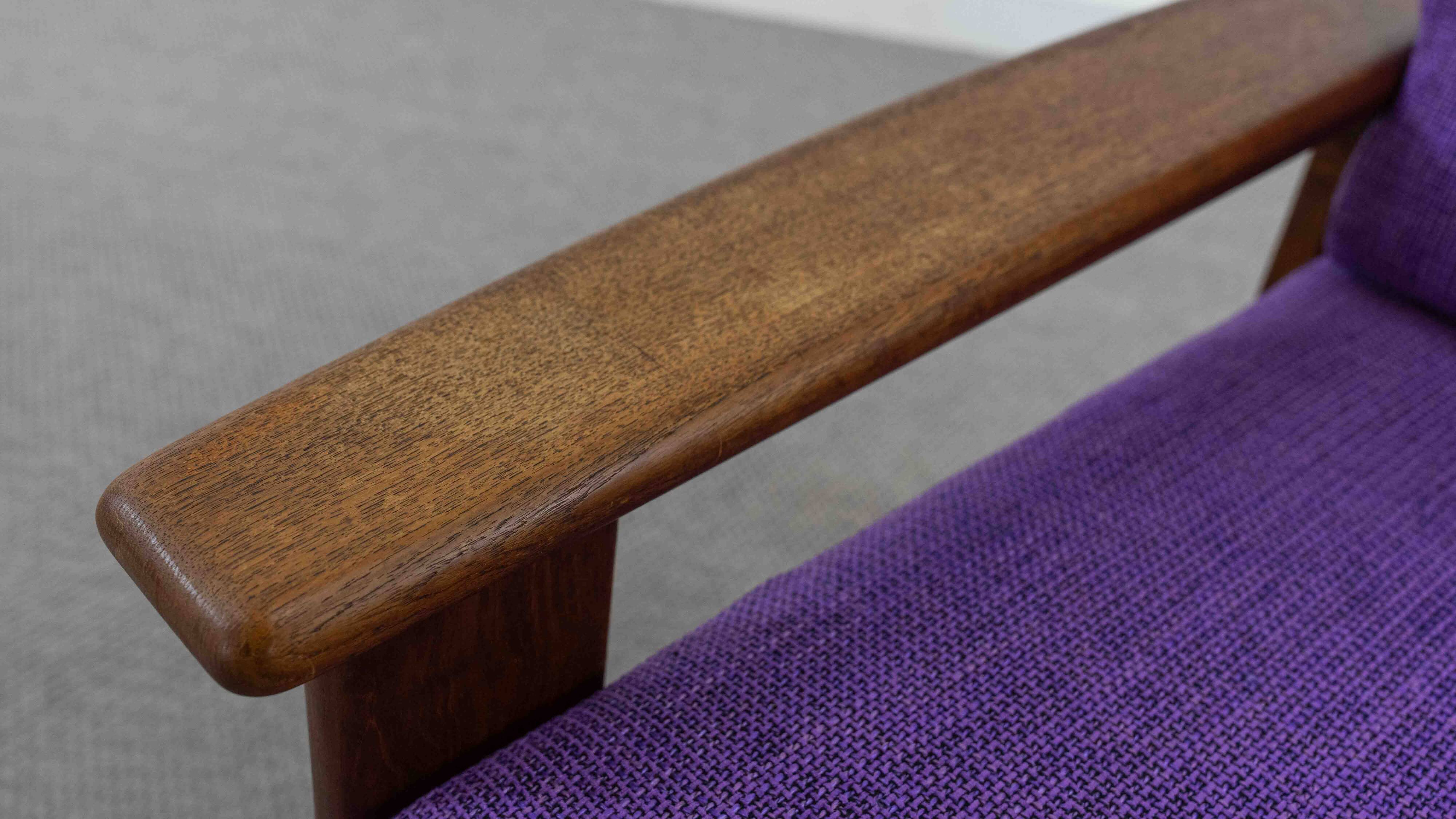 Set of 2 scandinavian easy chairs in teak with purple upholstery