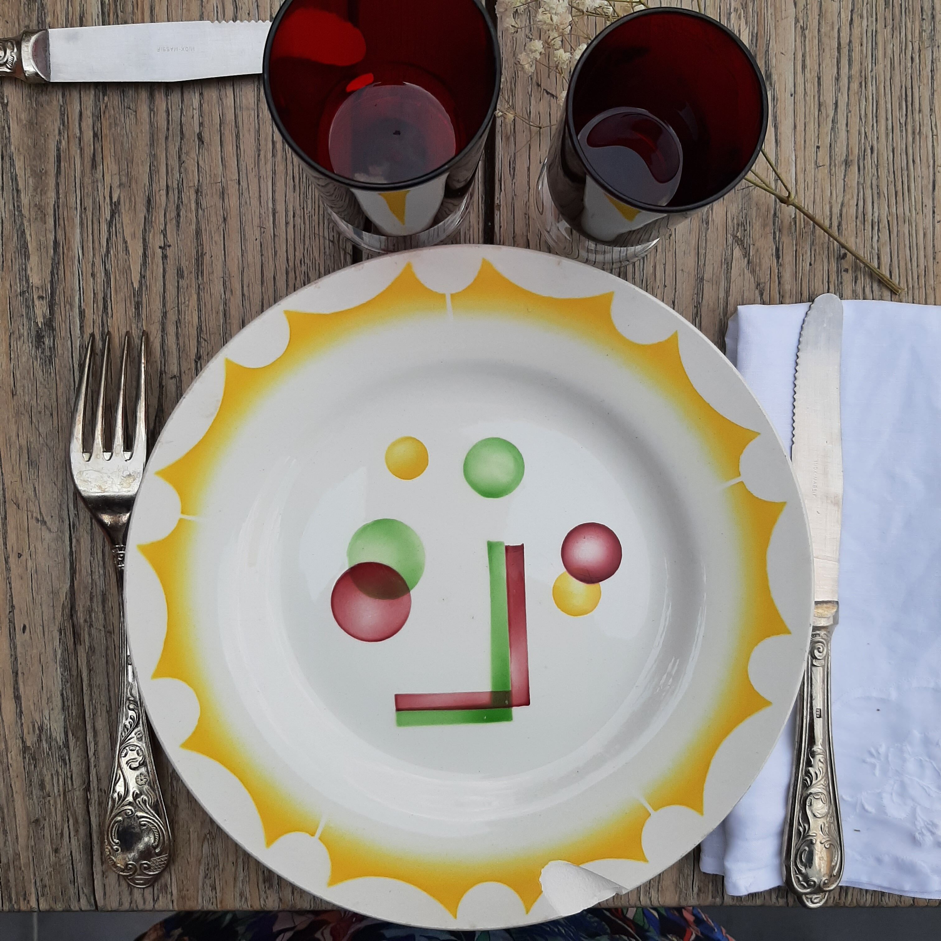 Plate star or planet digoin sarreguemines