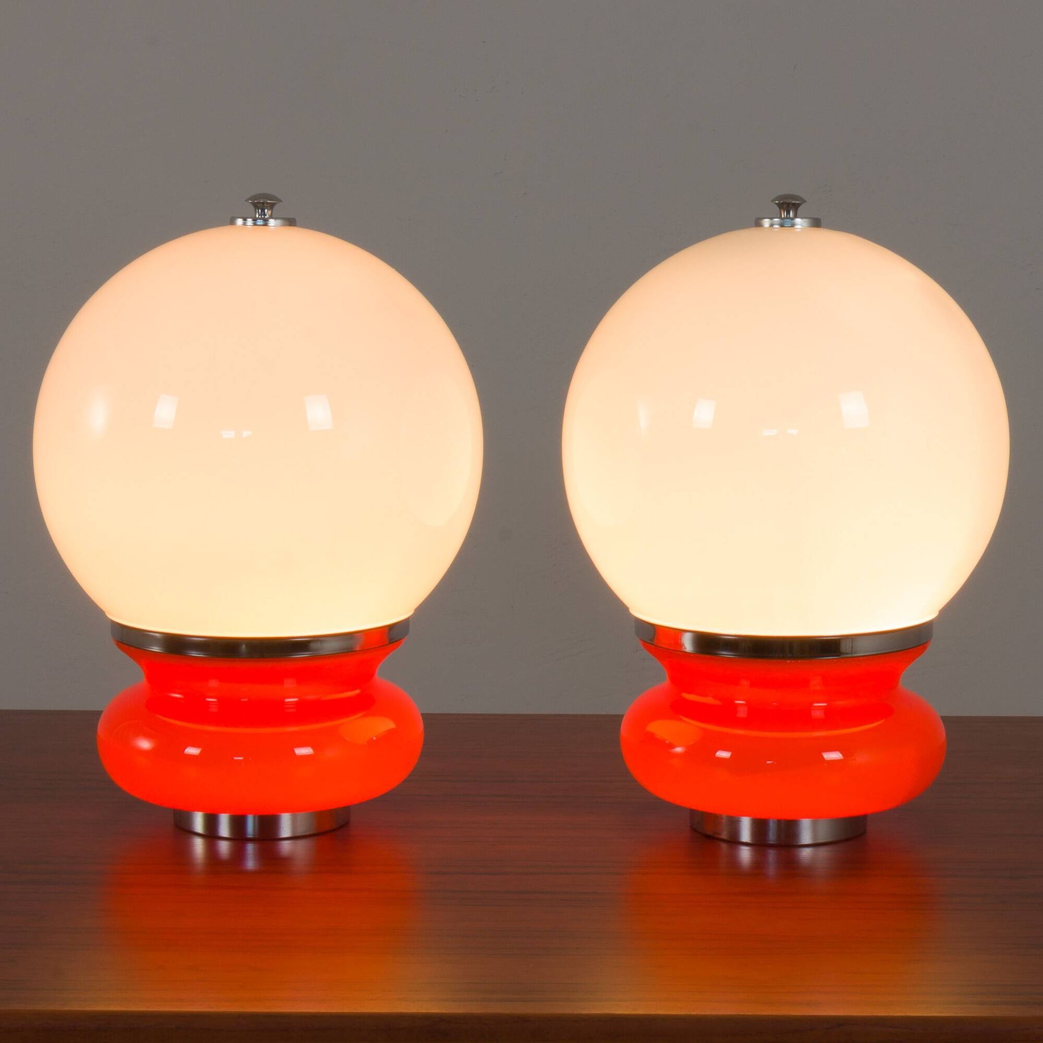 Pair Italian Space Age Mazzega Murano glass table lamps