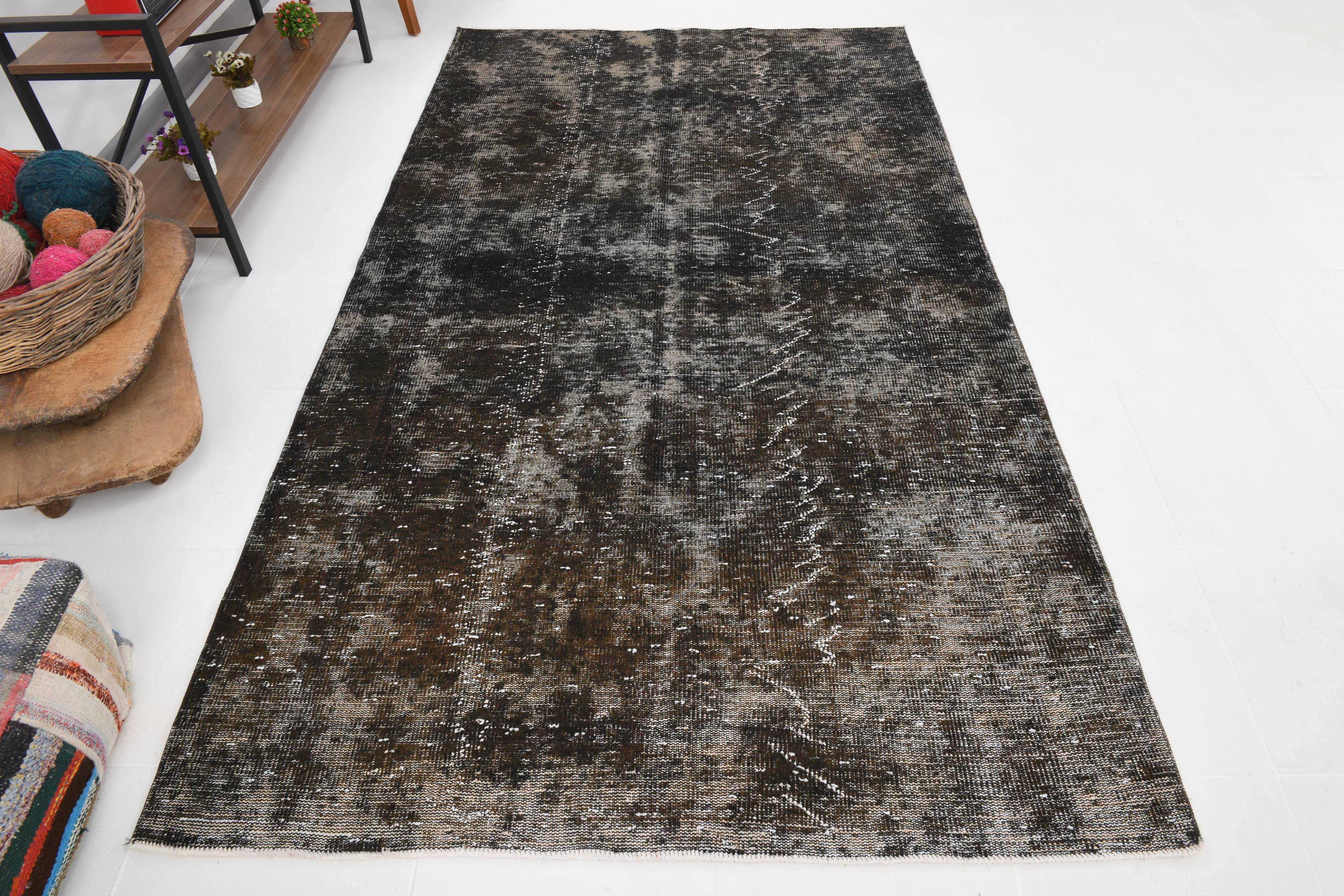 5x9 handmade  brown vintage rug 149x269cm