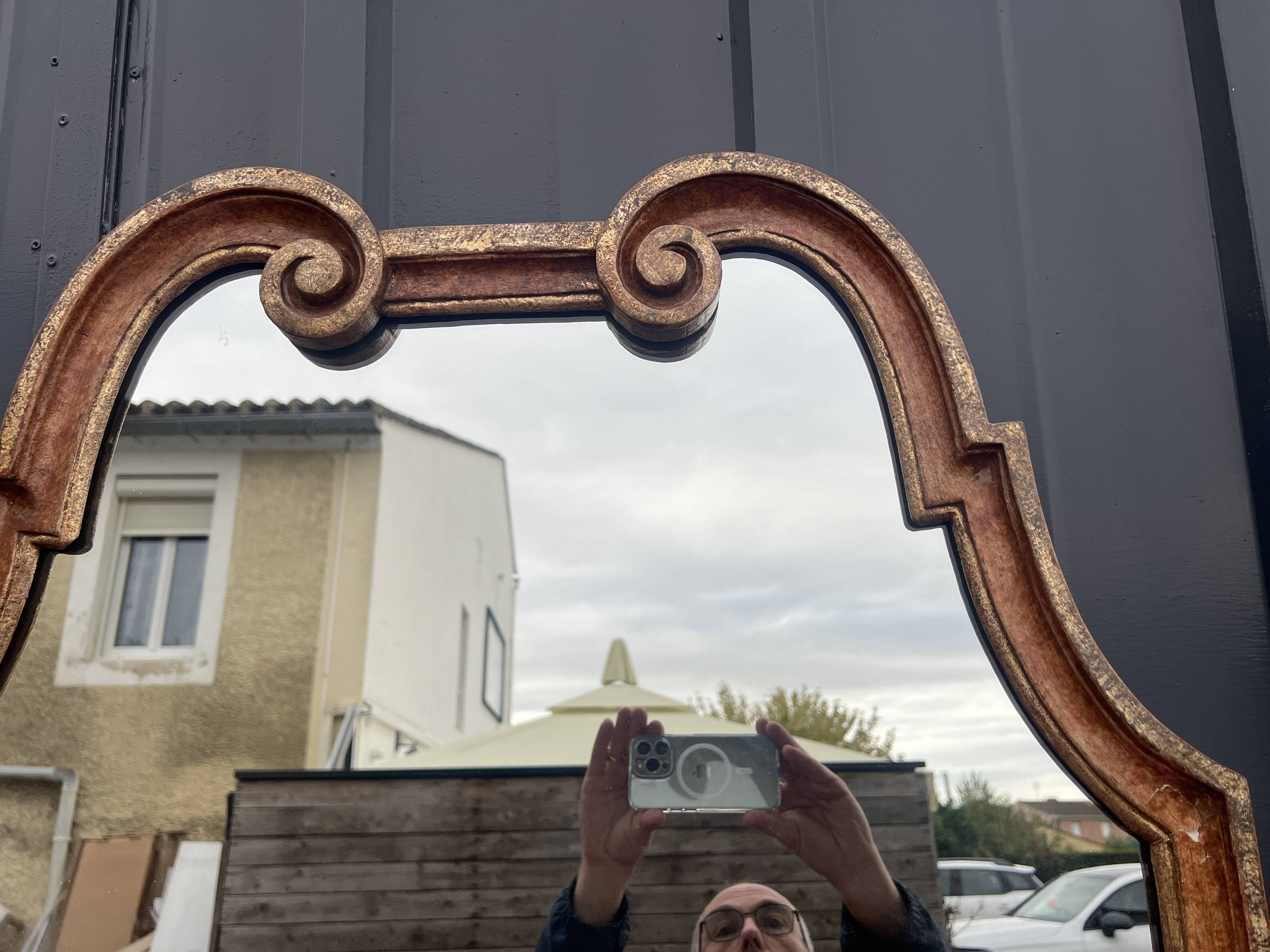 Wooden and stucco mirror, Dutch style