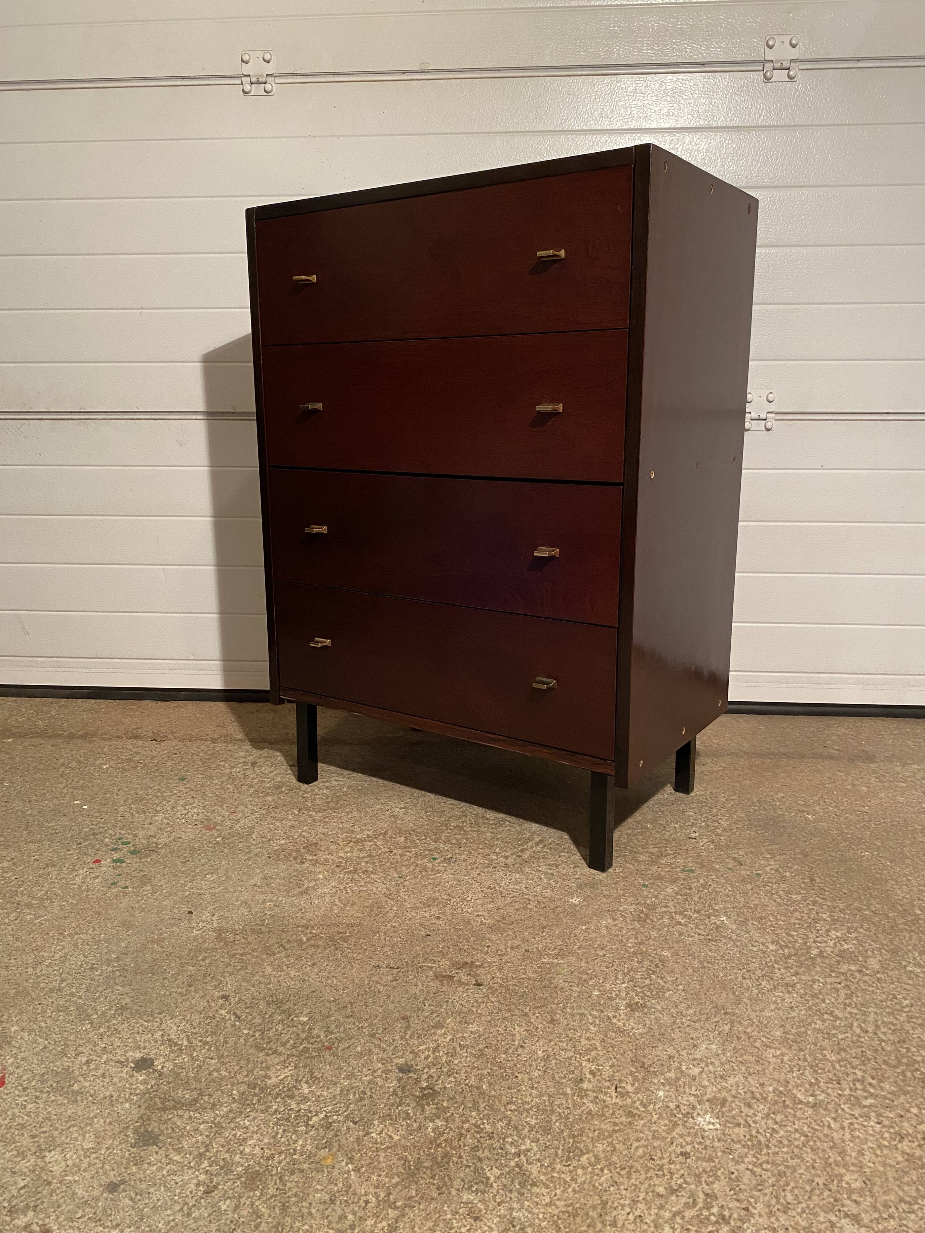 Commode vintage