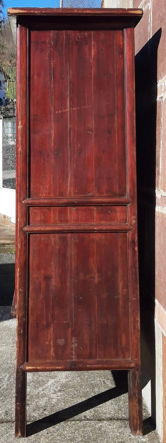 19th-century Chinese wardrobe (Height 2.6m)