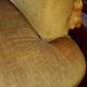 Fauteuil crapaud jaune or