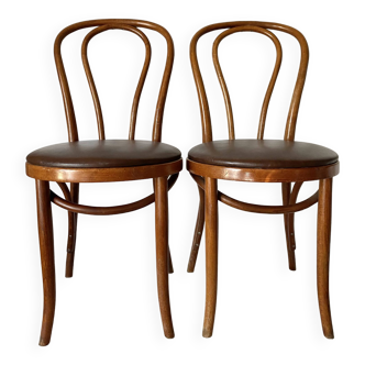 Chaises bistrot en bois et skaï