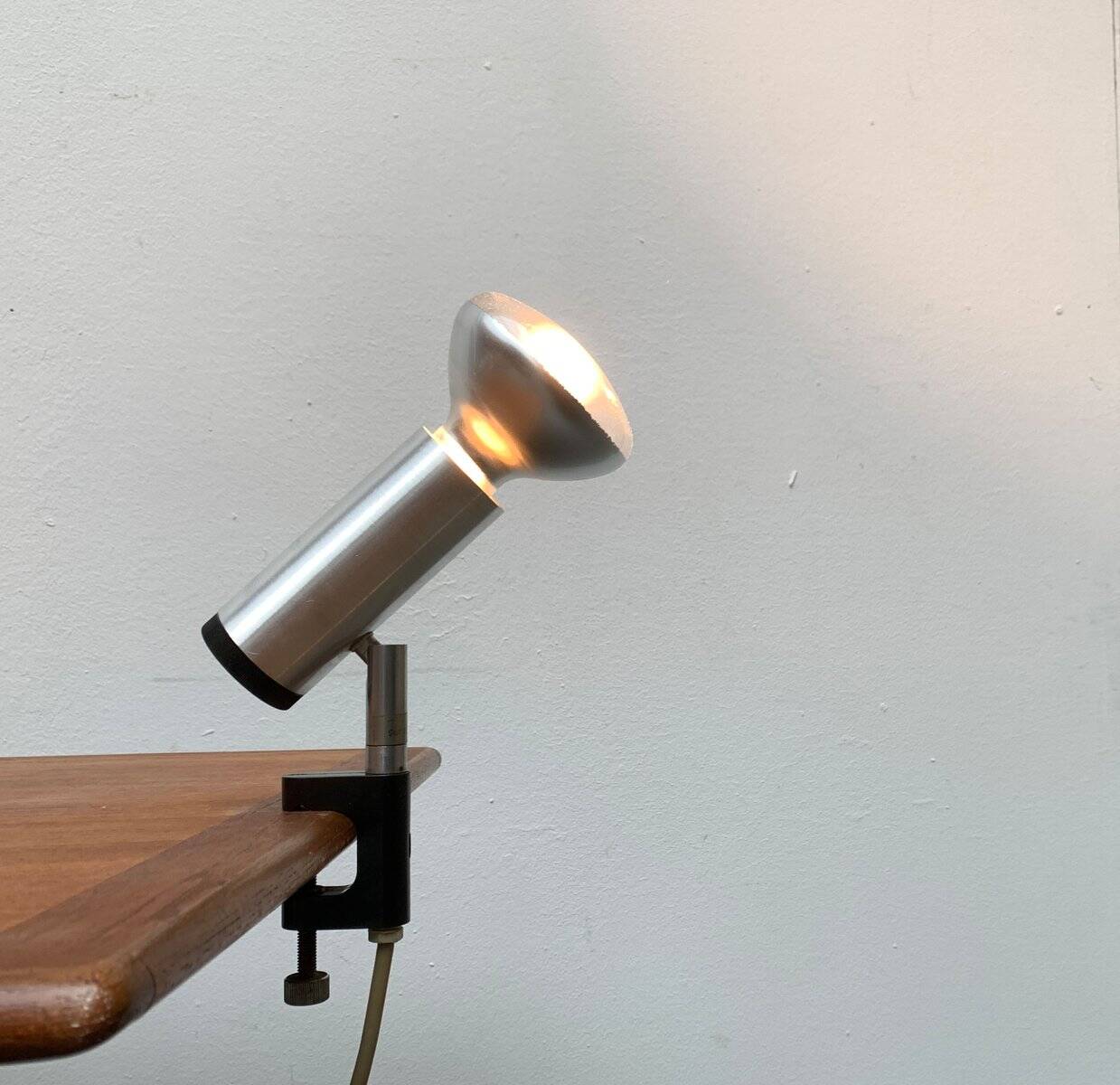 Vintage minimalist clip lamps from the space age, Table or Shelf, by Philips