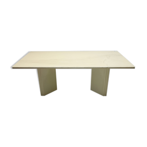table à manger en marbre