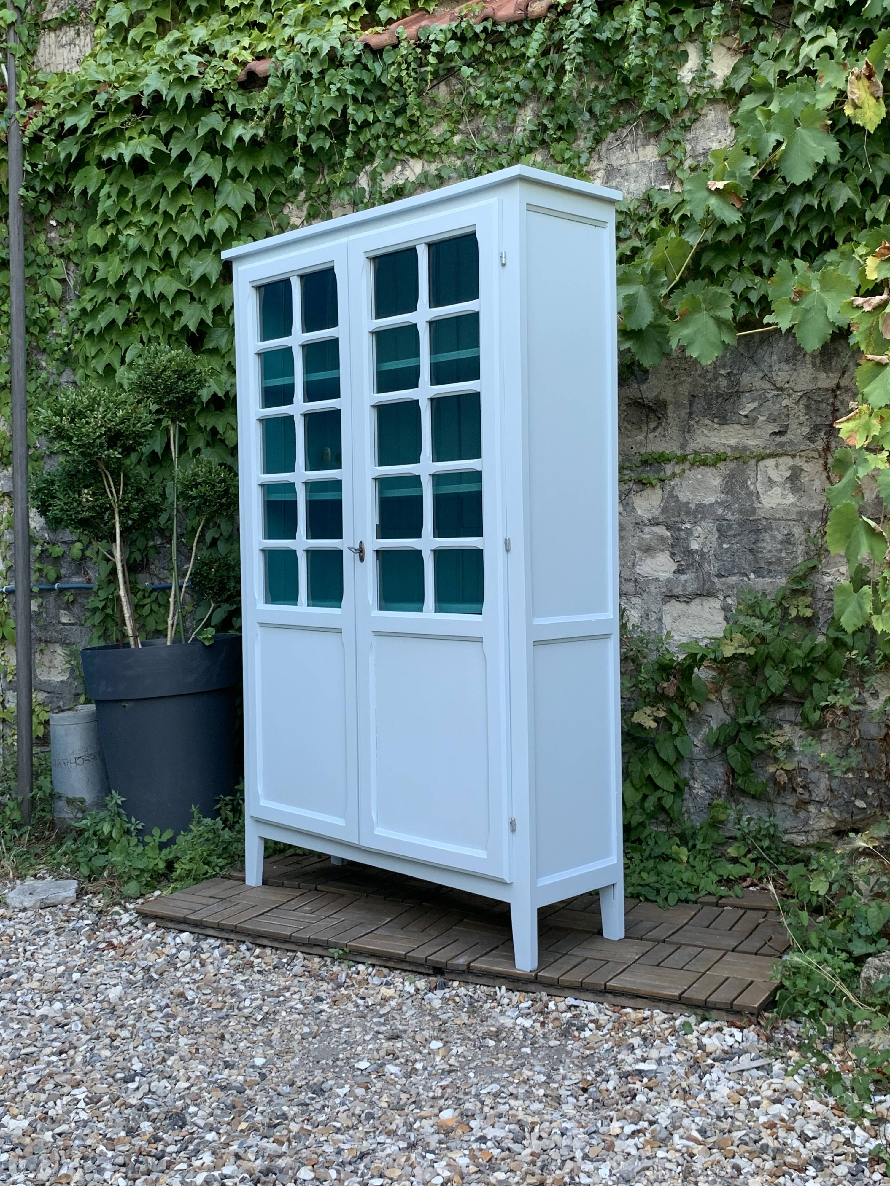 Vintage 1960s Parisian glass cabinet