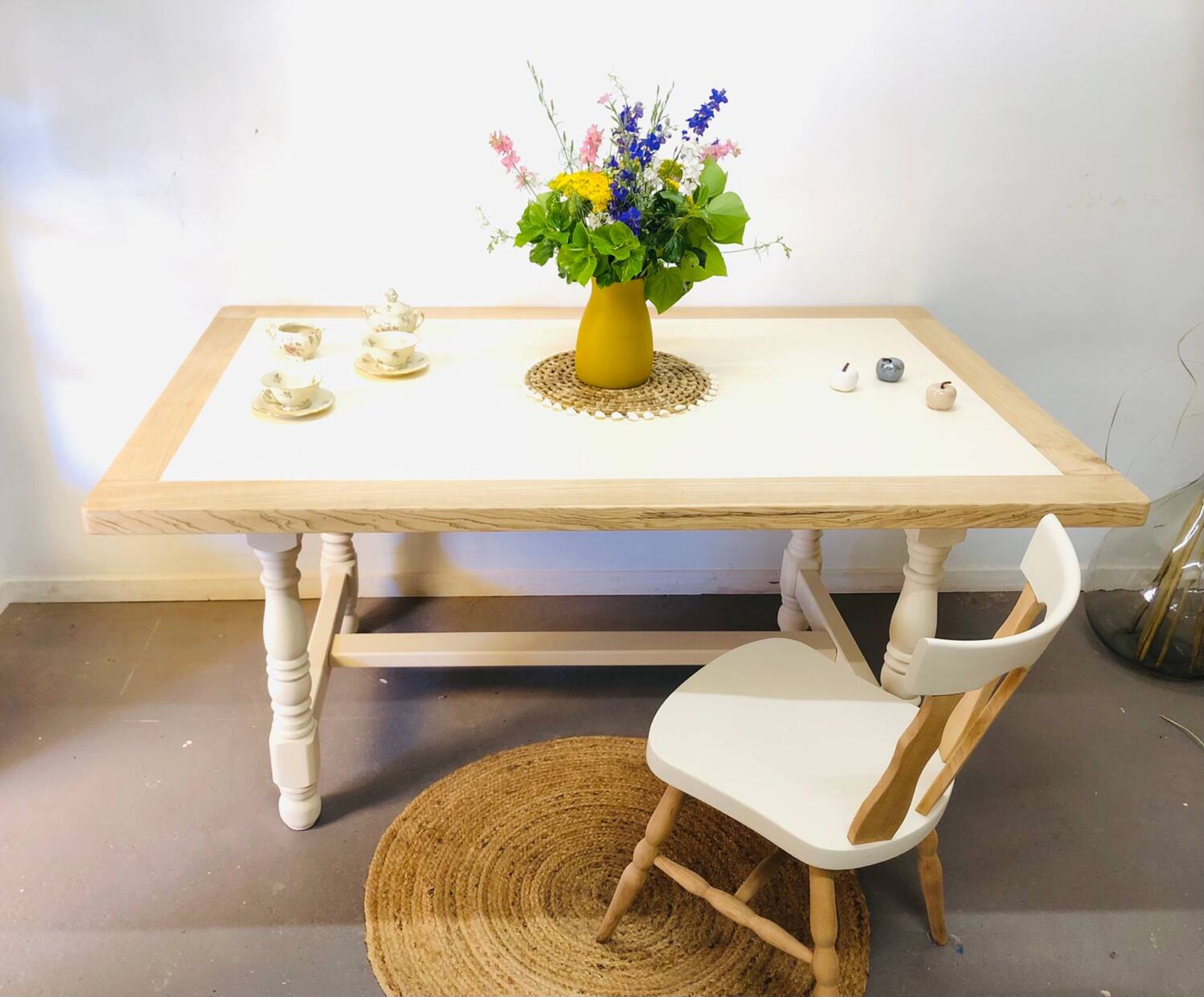 Farm table