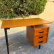 Bureau modèle CM172 par Pierre Paulin circa 1960 pour la maison THONET