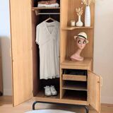 Armoire asymétrique vintage en chêne rénovée