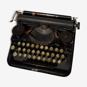 Standard standard typewriter underwood type machine