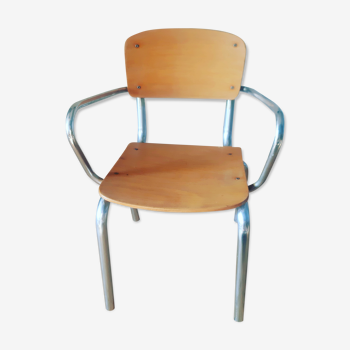 Chaise vintage de maternelle