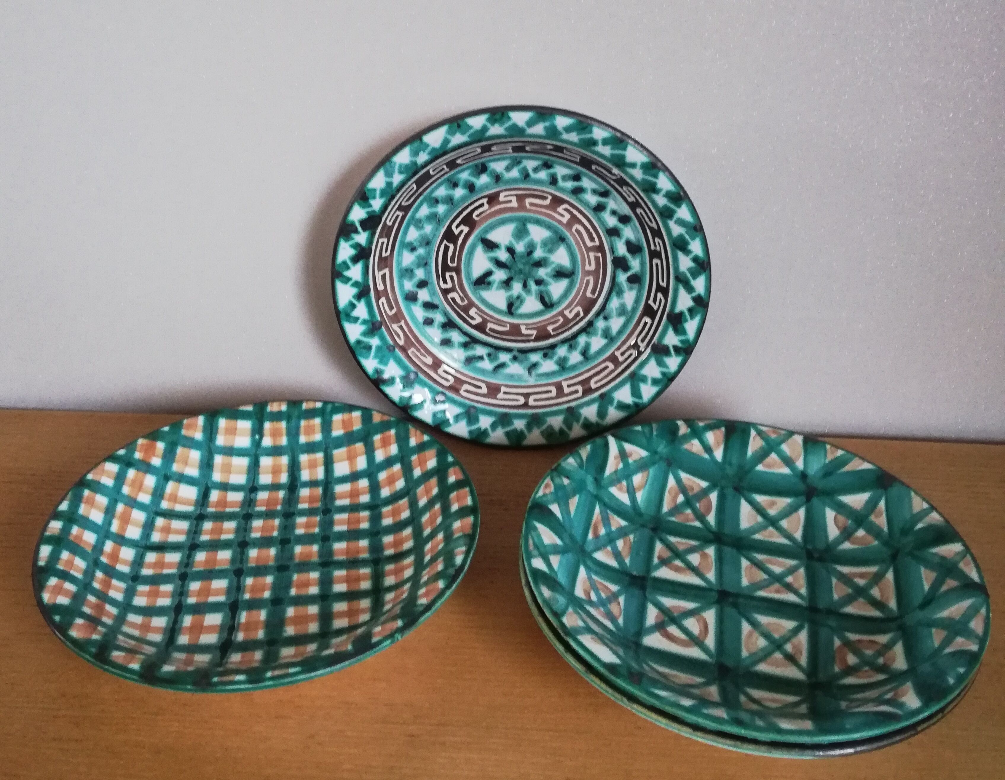 Series of 4 hollow plates Robert Picault Vallauris