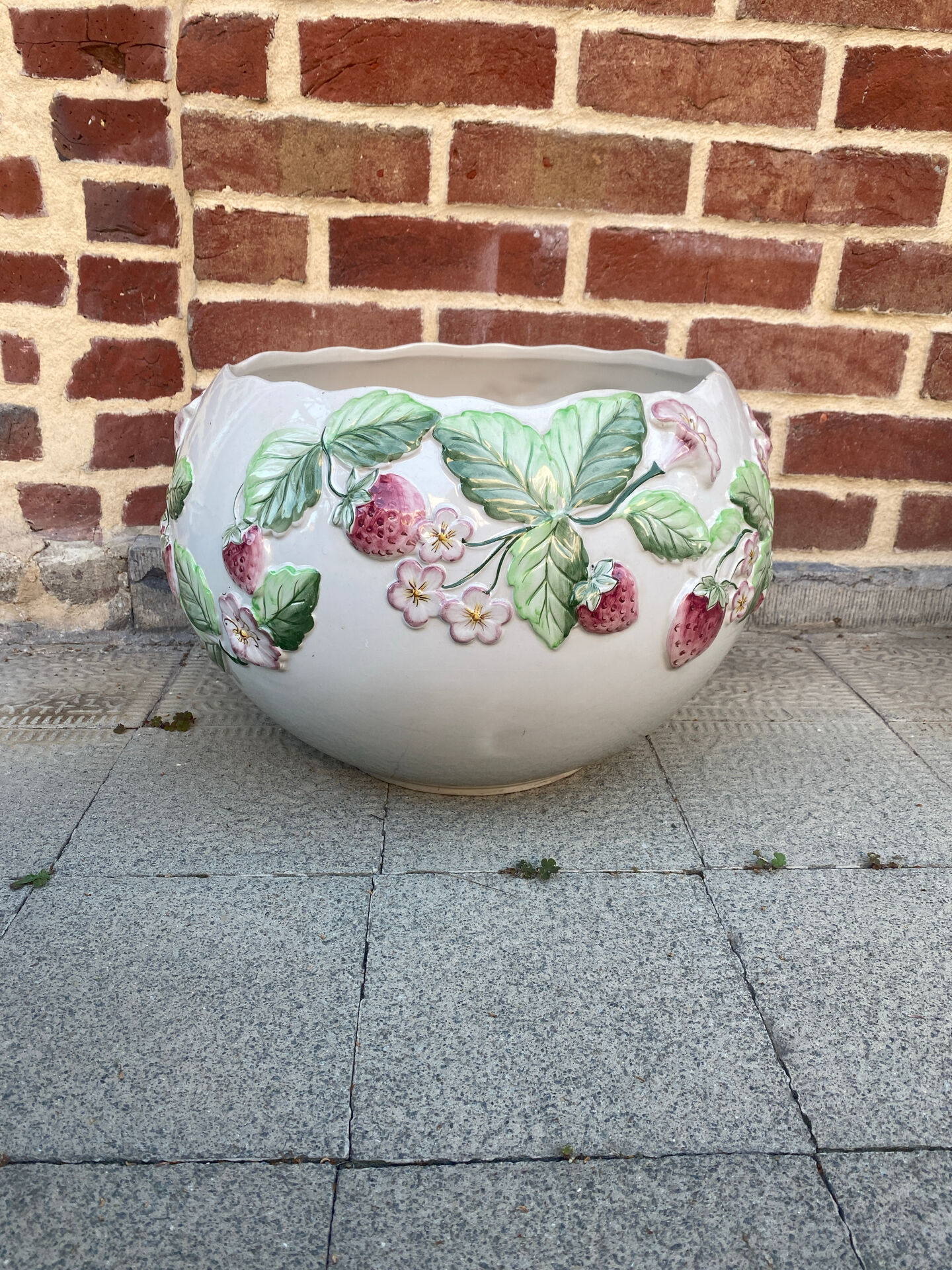 Vintage plant pot