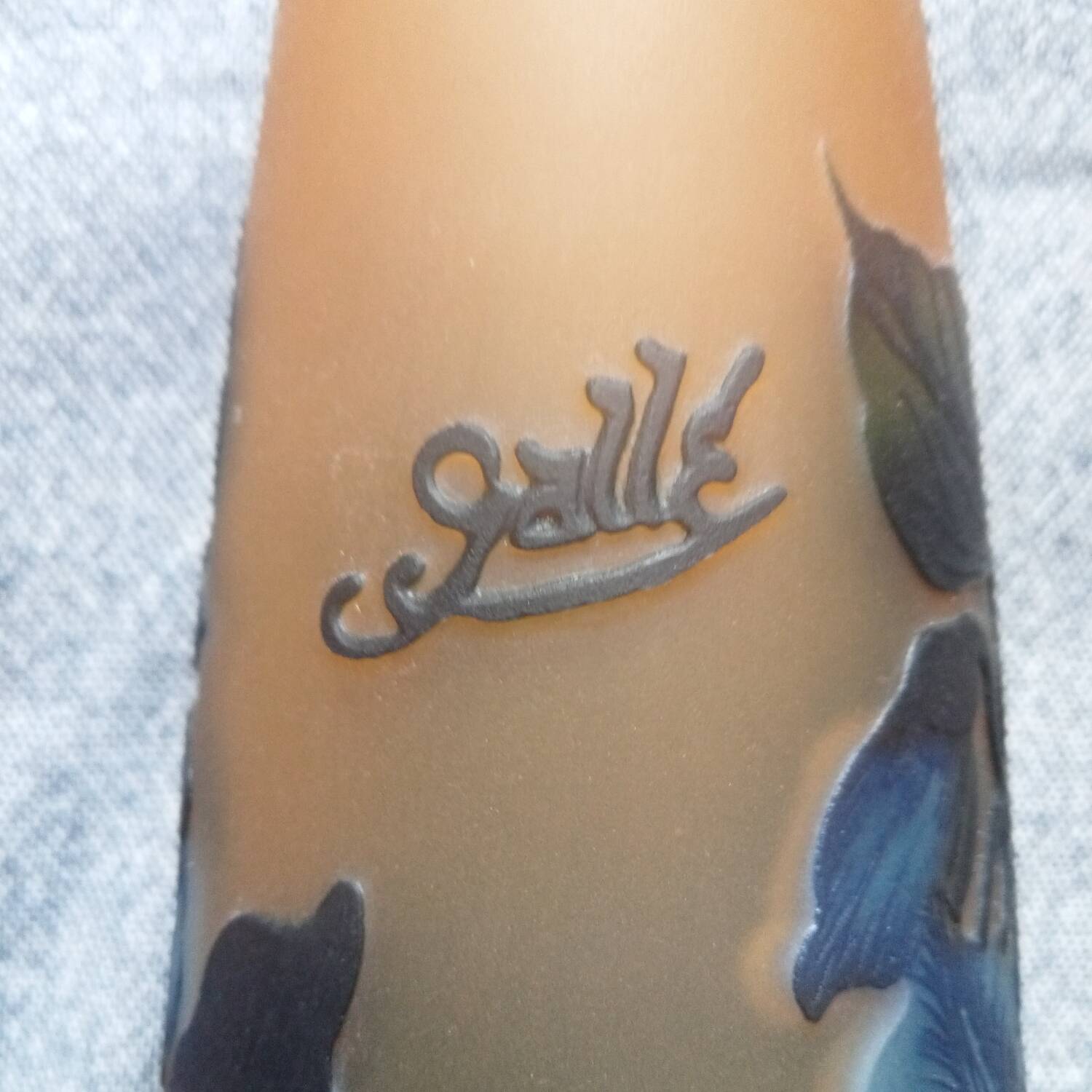 Gallé vase style