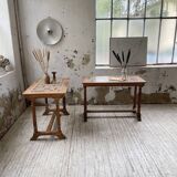 Set de deux tables bistrot en noyer et carrelage 1890