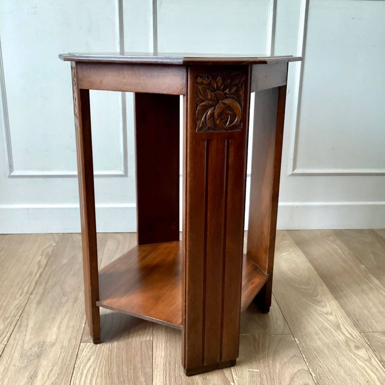 Art deco pedestal table