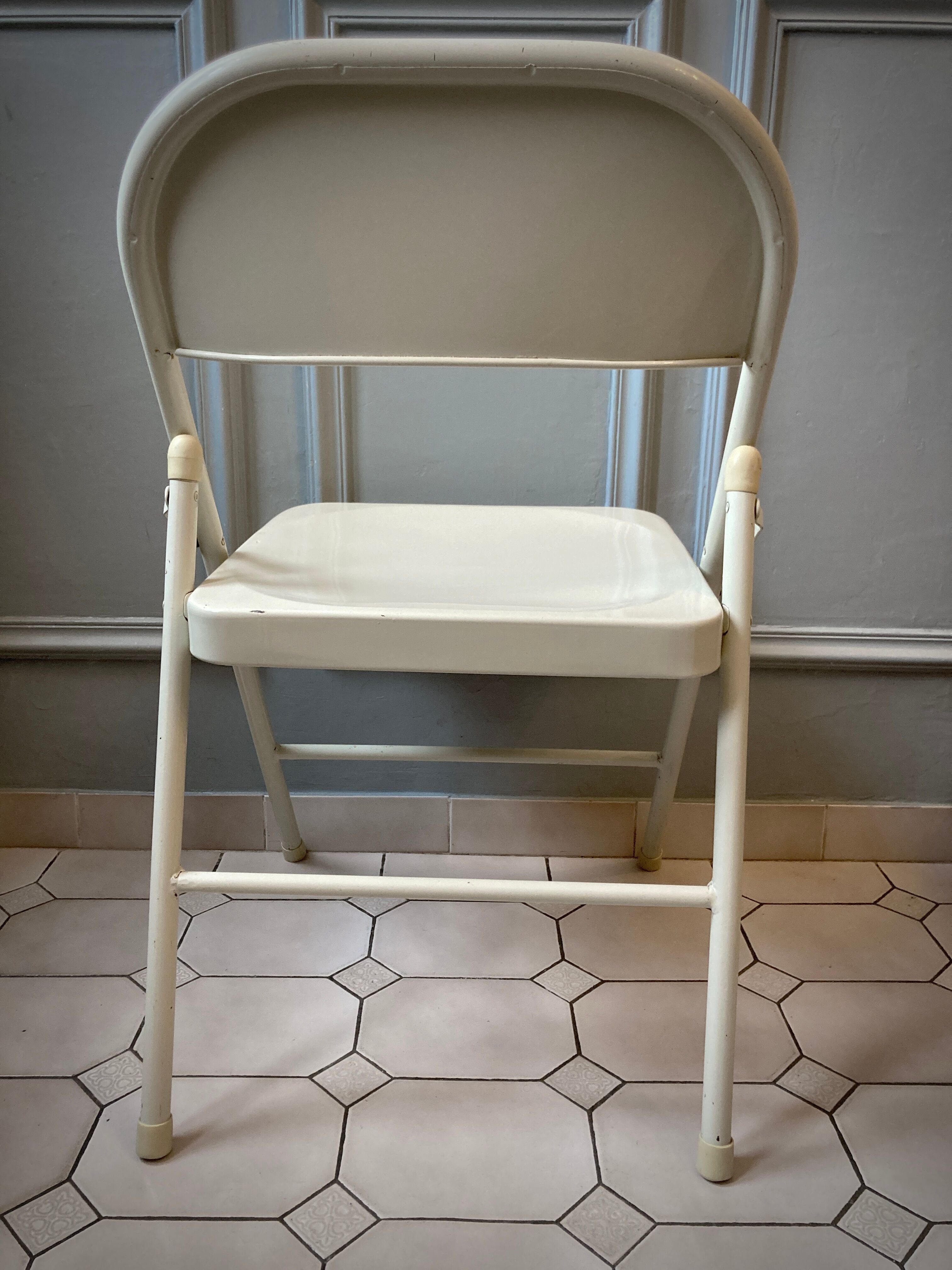 Duo of folding chairs in steel 1980s