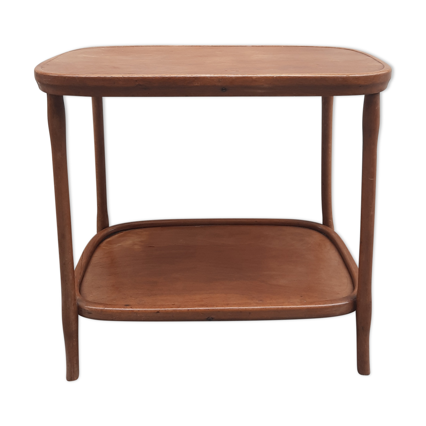 Serving table