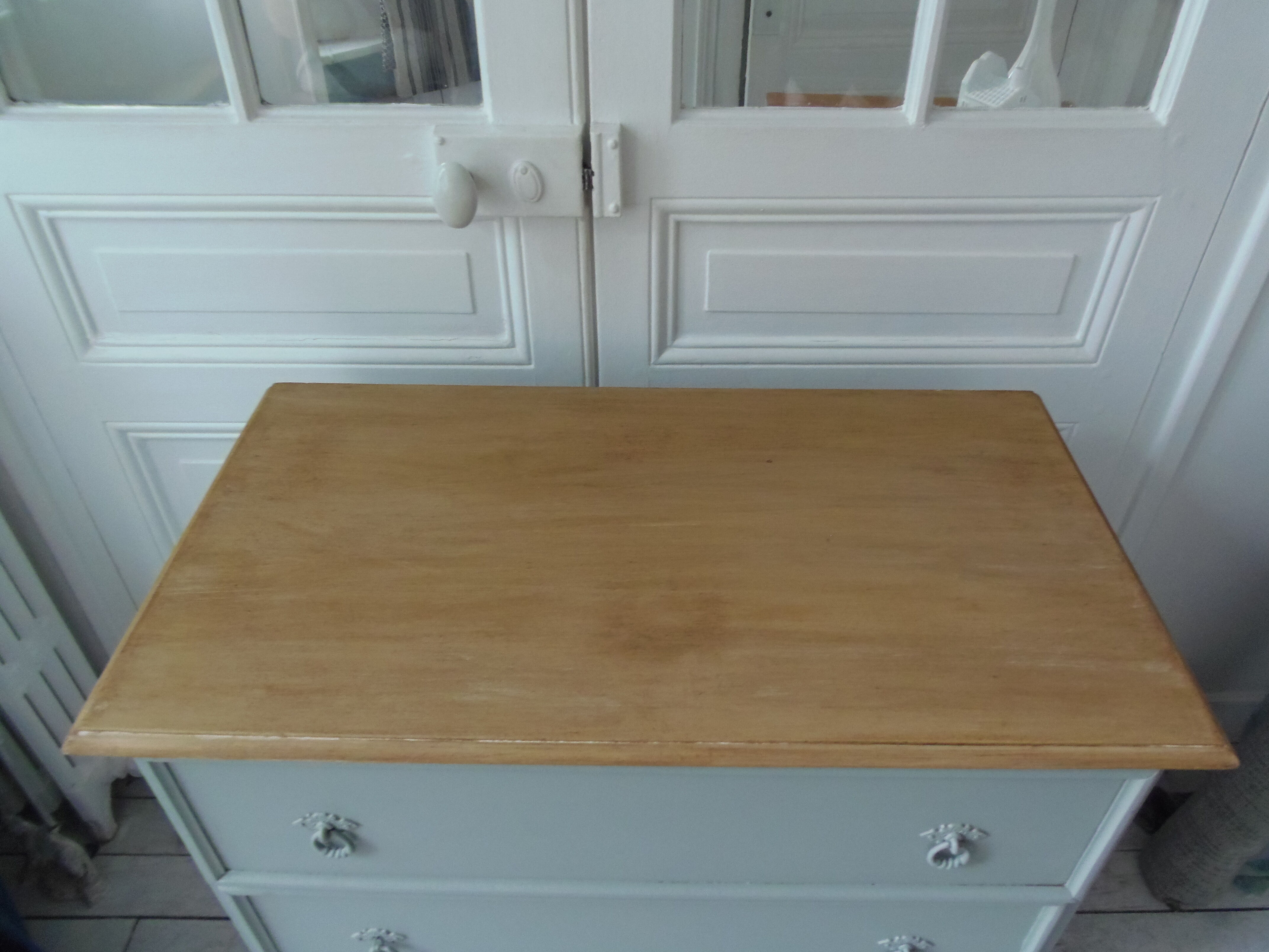 Chest of drawers 3 drawers green of gray, wooden top