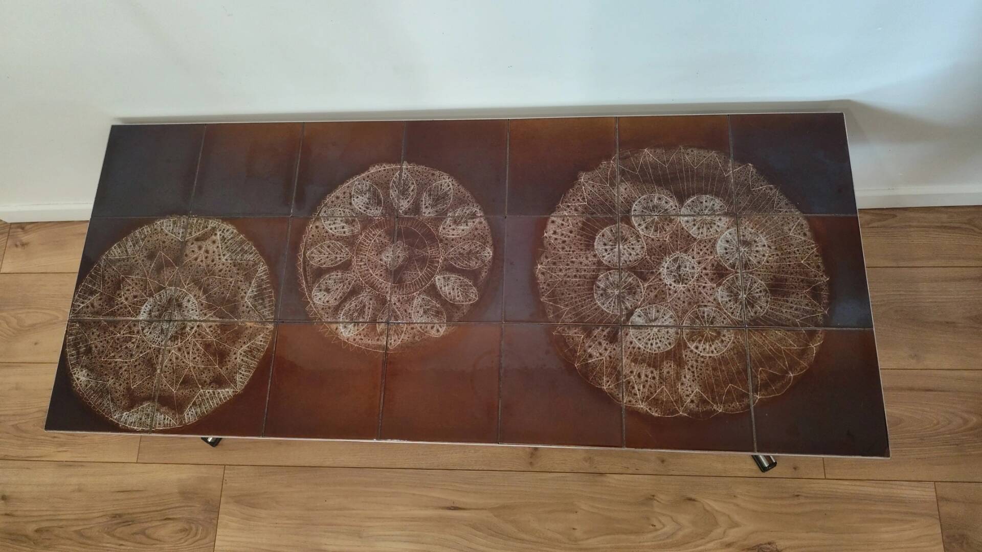 Belarti coffee table